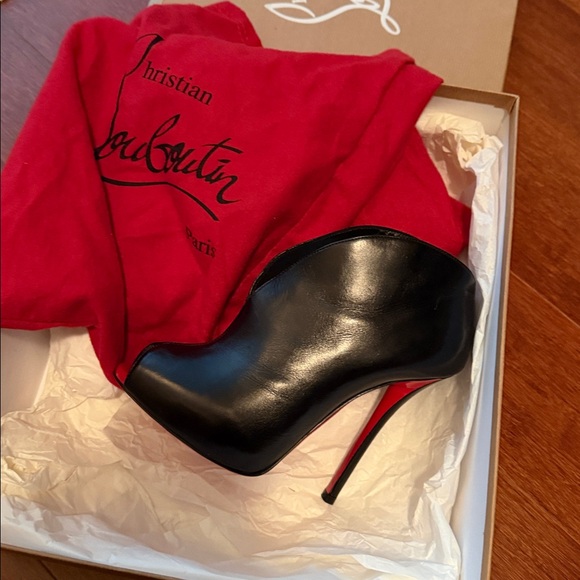 Christian Louboutin Black Peep-Toe Heels with Red Soles - Picture 7 of 7